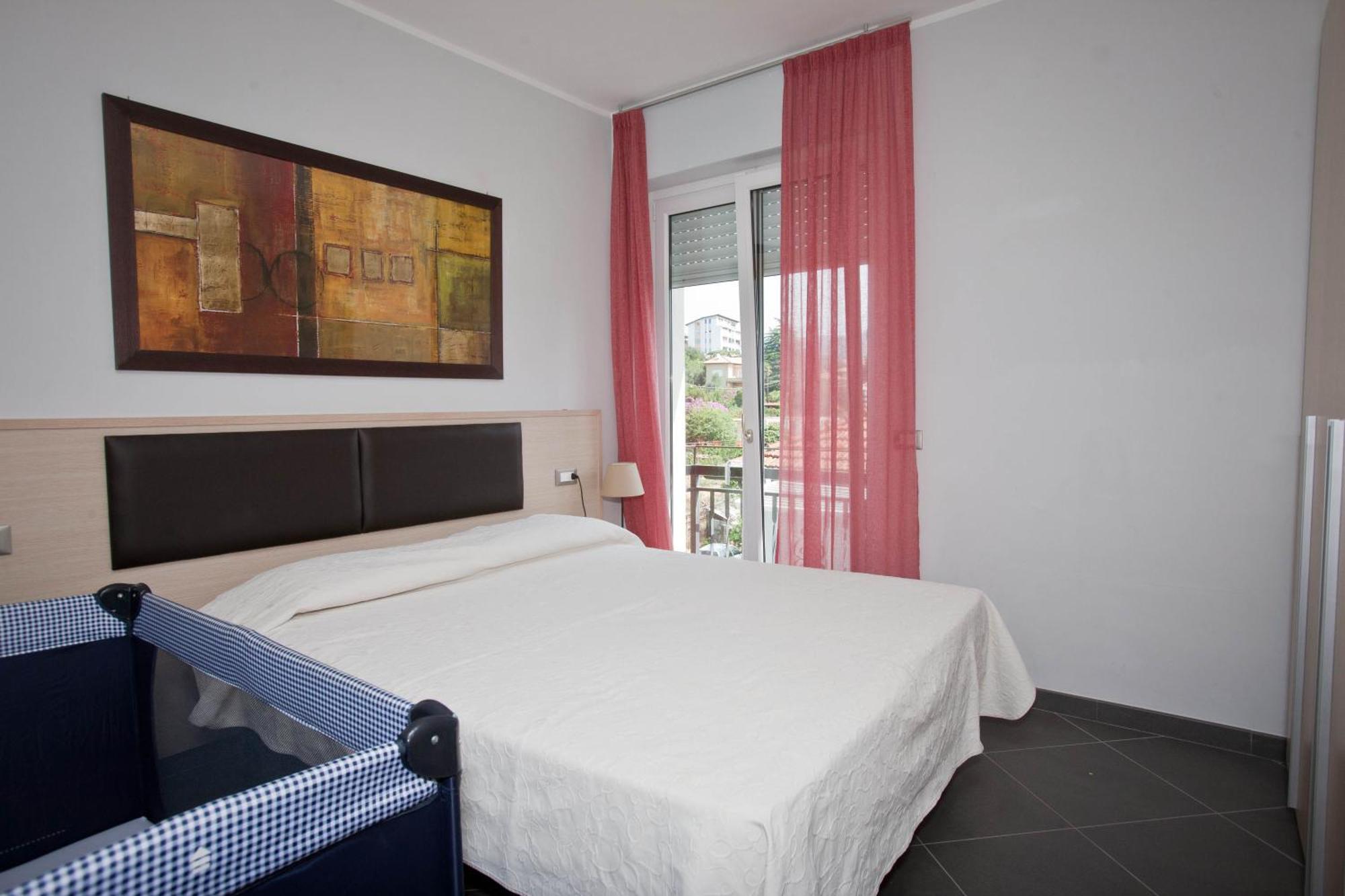 Appartamenti Linda San Bartolomeo Al Mare Exteriér fotografie